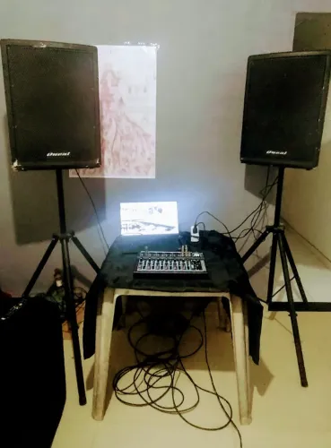 Alugo Caixa de Som Oneil e Mesa de Som Para eventos
