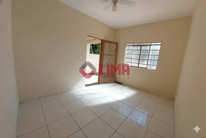 Casa para aluguel com 100 m² e 2 quartos em Jardim Ferraz, Bauru - SP