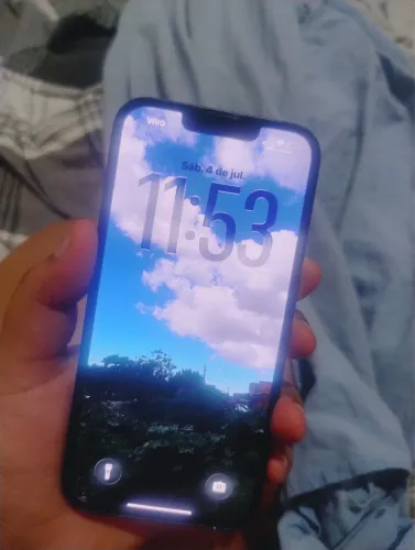 iPhone 13