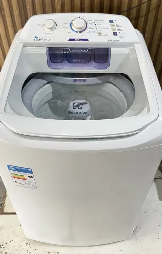 VENDO MÁQUINA ELECTROLUX 10,5 KG