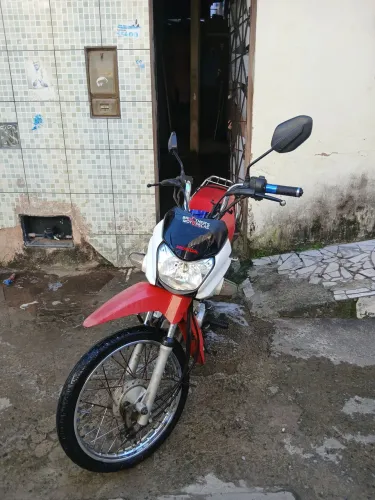 Vendo ou troco em outra moto