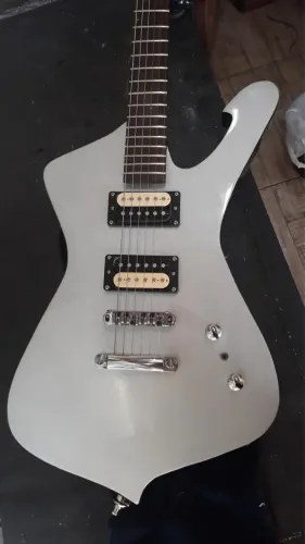 Guitarra personalizada luthier