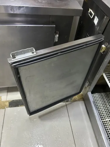 Balcões Refrigerados Condimentados Inox Frilux 127V e 220V + Balcão inox