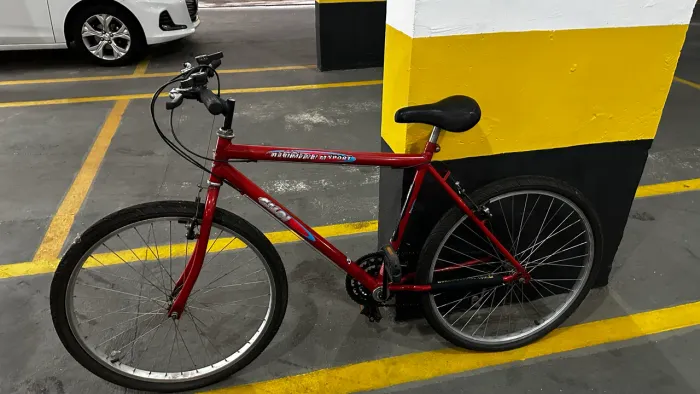 Bicicleta Caloi com marcha