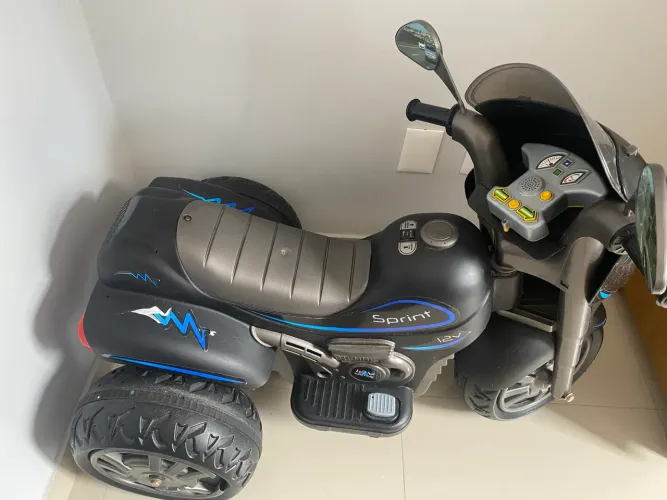 Moto Elétrica Infantil Sprint 12V 