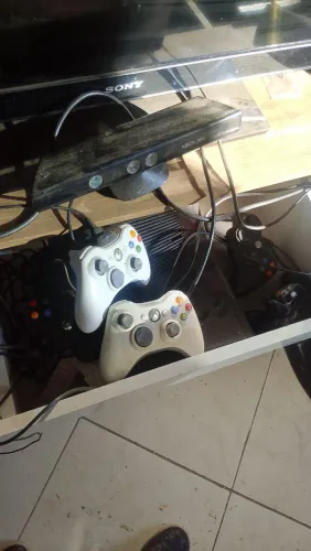 Xbox 360 550 reais