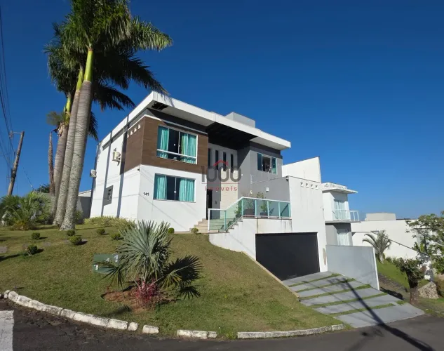 Casa 4 quartos - Grama