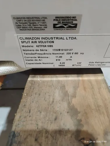 AR CONDICIONADO SPRINGER MIDEA 18000 COMPLETA 220V SEMI-NOVA FRIO MOD 42TFCA18S5