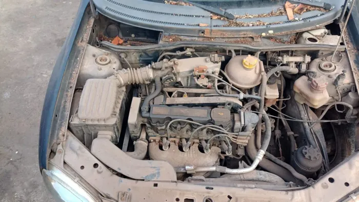Motor Corsa 1.0 sem baixa não bate não rádio e não fuma