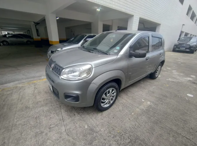 Fiat Uno Attractive 1.0 EVO Fire Flex 8V 5P 2016