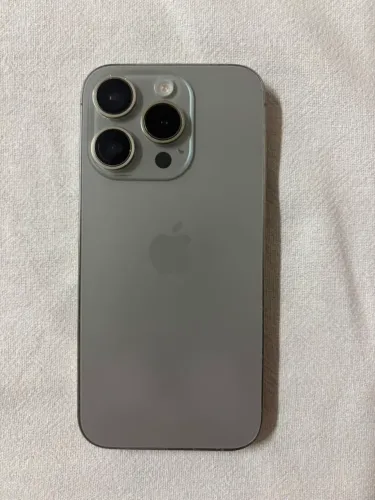 iPhone 15 Pro. Titânio.Impecável.