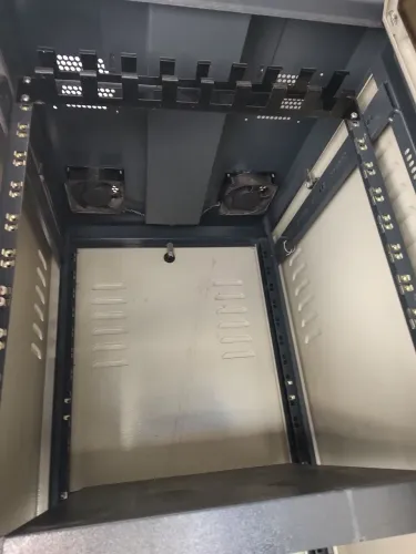 Rack paredão 19 para servidor 