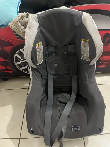Vendo cadeirinha infantil para carro