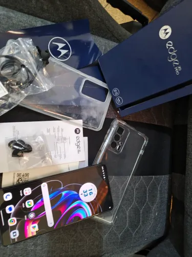 Celular moto Edge 20 pro 256gb excelente estado