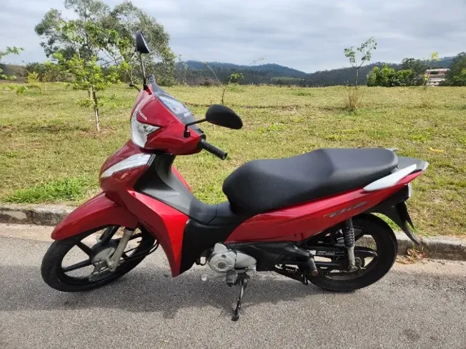Honda Biz 110i 2019 | 51.000 km | R$ 11.900