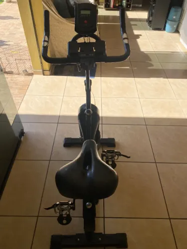 Bicicleta Ergométrica Spinning Chase - Treino em Casa Sem Complicação