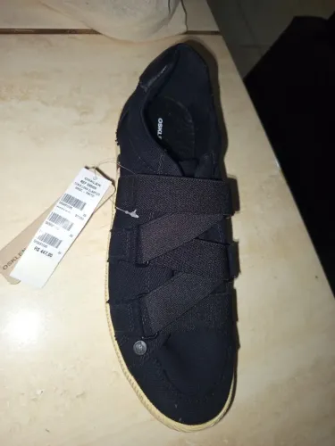 Tenis