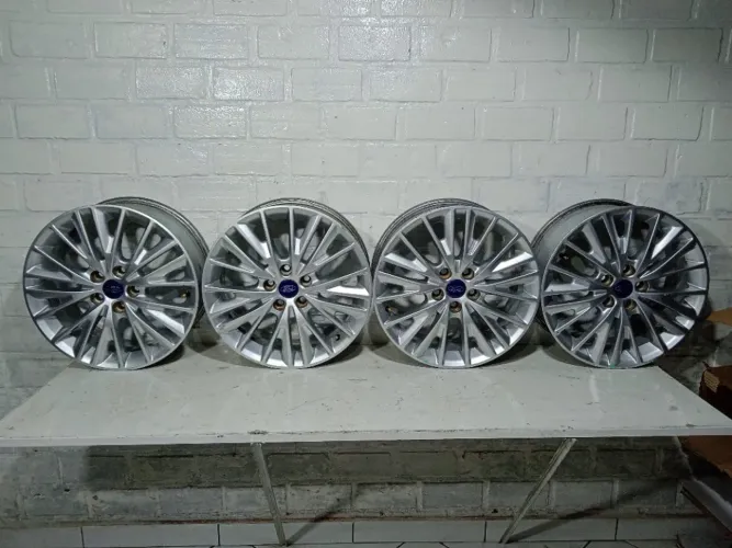Jogo Roda Ford Focus 17 Et 50 Tala 7 0 De 14 A 18 Original Prata