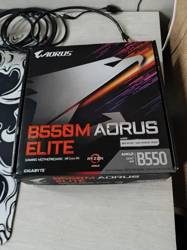 Placa mãe B550M AORUS ELITE AM4