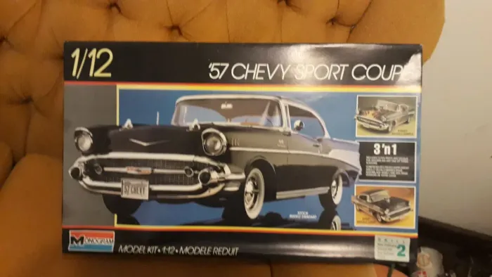 Kit Monogram escala 1:12 Chevrolet Bel Air Aporte Coupe 1957