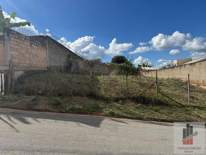 Lote a venda com 478 m2 bairro Vila Rica em Igarapé Mg