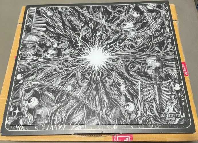 GlassPad Padsmith - Striker Series - Dark Chaos: Kalei Edition