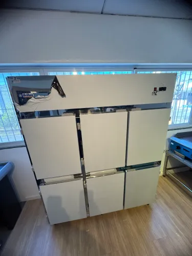 Geladeira comercial inox 6 bocas novo com garantia 