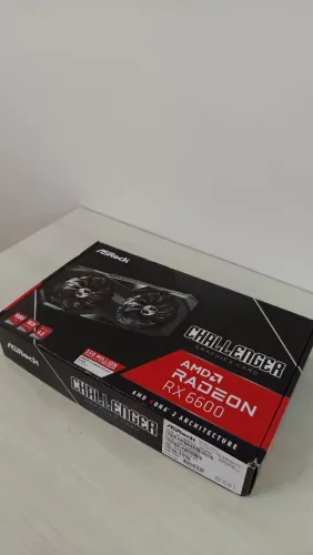 Placa de vídeo ASRock AMD Radeon RX 6600 8GB