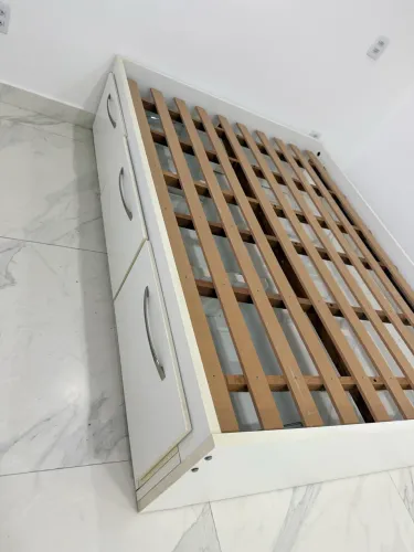 Vende-se cama casal modulada