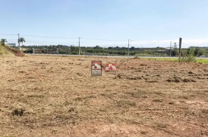 Oportunidade de investimento em Pindamonhangaba! Terreno residencial e comercial na Avenid
