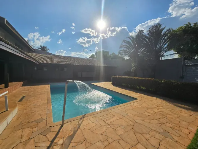 Casa com 4 quartos para alugar por R$ 6.000/mês - Werner Plaas - Americana/SP