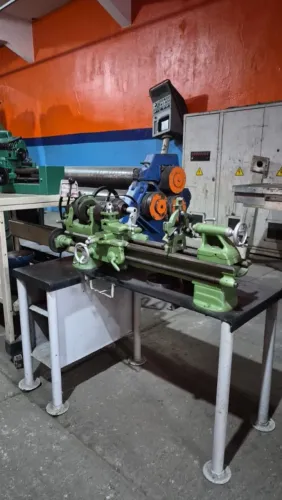 Torno Mecânico de Bancada Sanches Blanes