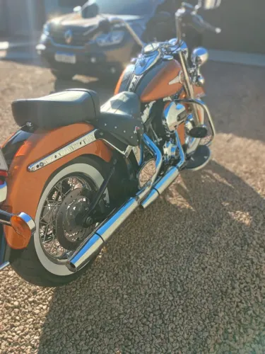 Moto Harley-Davidson Heritage 2016 .