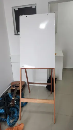 Cavalete quadro branco
