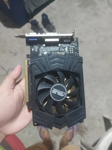 Vendo gtx 750 ti com defeito