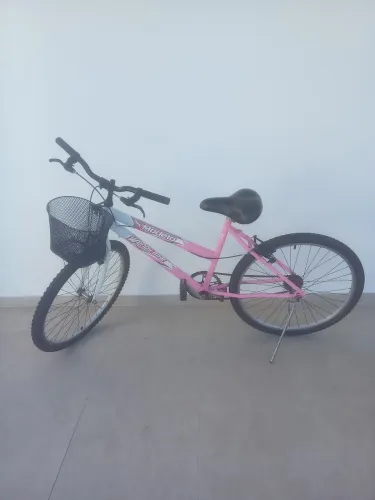 Bicicleta  feminina  aro 26