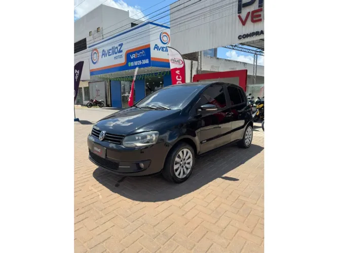 Volkswagen Fox 1.0 MI Total Flex 8V 5P 2011