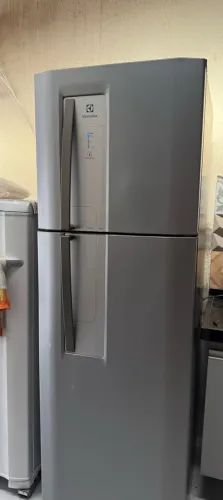 Geladeira frost free Electrolux