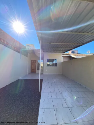 Casa para Locação em Campo Mourão, Jardim Veneza, 2 dormitórios, 1 banheiro, 1 vaga