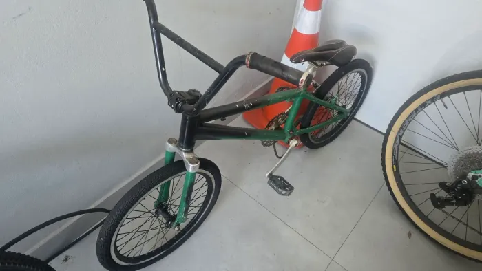 Bicleta BMX Para reforma (Somente Retirada)