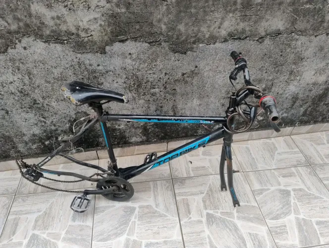 Quadro de bicicleta usado