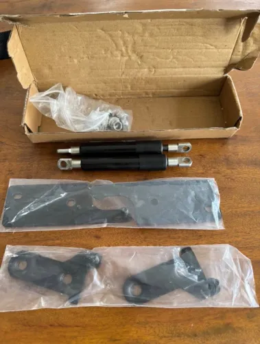 Kit Par Amortecedor Tampa Caçamba Hilux 2016 A 2024