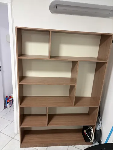 Armário Livreiro Nichado em MDF - Excelente Estado |
