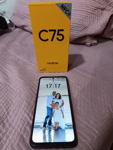 Realme C75 