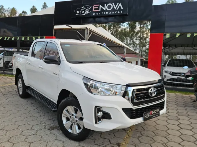 Toyota Hilux CD SR 4X4 2.8 TDI Diesel Aut. 2019