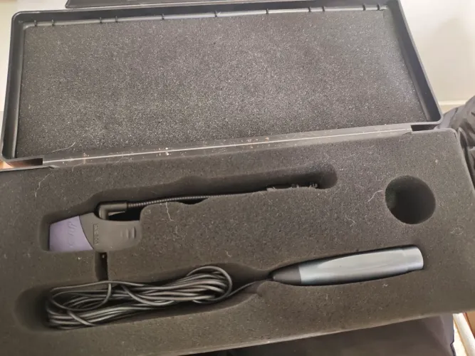 Microfone para instrumento de sopro JTS