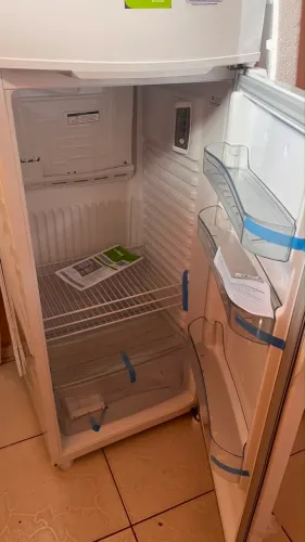 Geladeira Consul 332L Frost Free? Nova/Lacrada 220V - CRD37M - Excelente Estado