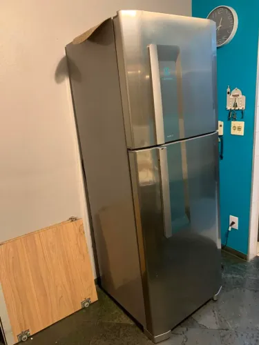 Geladeira inox Eletrolux DC51X 475 litros