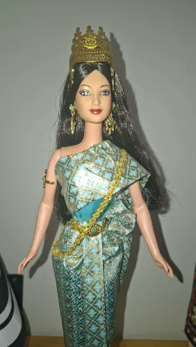 BONECA BARBIE PRINCESAS DO CAMBOJA 1997 ORIGINAL