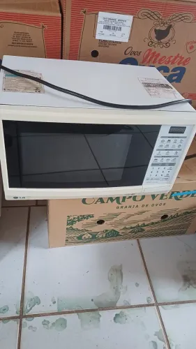 Microondas branco LG 25 litros 